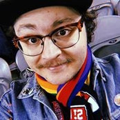 Lachlan Saunderss foto