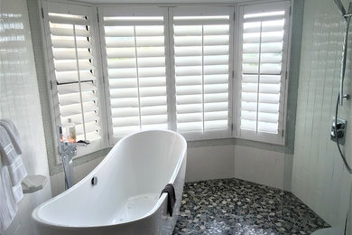 Inspiration for a contemporary bathroom remodel in Cleveland