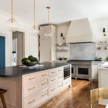 DULUTH - Warm and Modern Kitchen