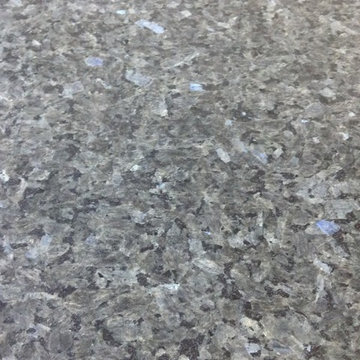 Blue Pearl Granite Kitchen with Chantilly Lace Cabinets