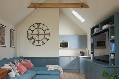 Design ideas for a small contemporary garden shed and building in Kent.
