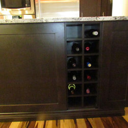 Werner - Kitchen Islands And Kitchen Carts