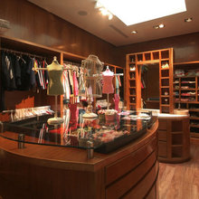 christi closet