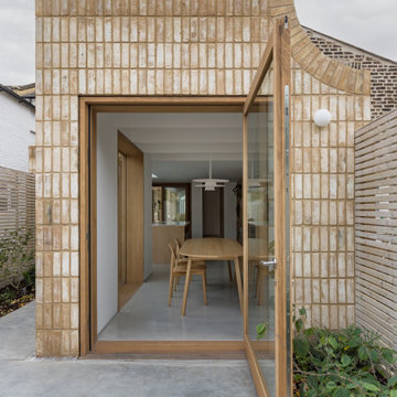 Brabourn Grove- Pekcham