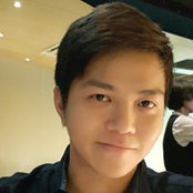 Raymond Chow's photo