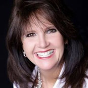 Teri Viduna's photo