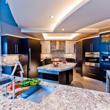 MODERN KITCHEN