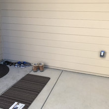 Entryway bench