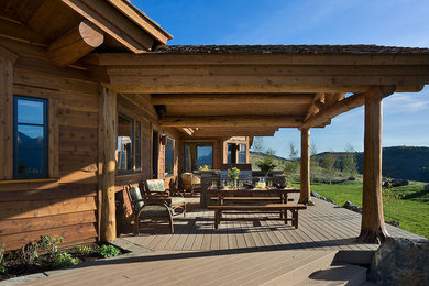 Design ideas for a traditional verandah in Denver.