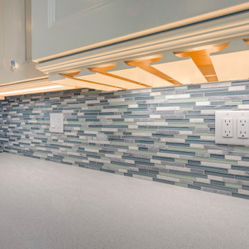 654 Harbor Island Kitchen