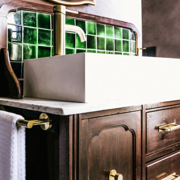 En Suite Primary Bath