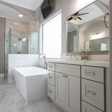 Stonehedge Master Bathroom