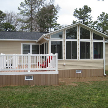 Shaw sunroom and deck