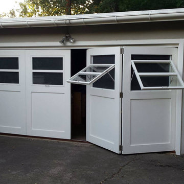 Bi-Fold Sliding Carriage Doors