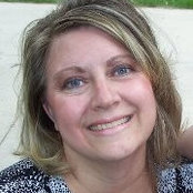 Kara Weinerts foto
