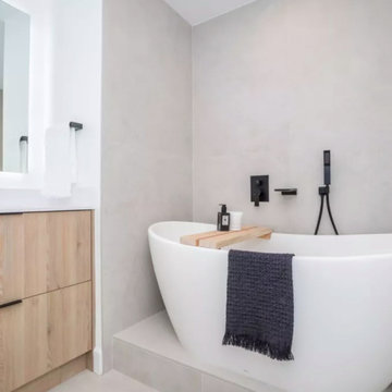 Contemporary light wood bathroom