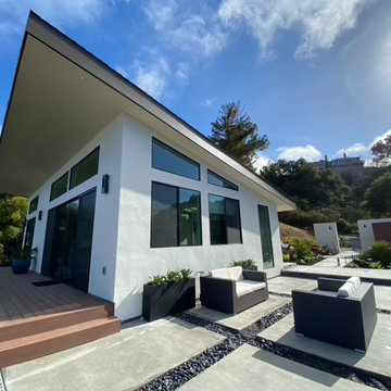 A House in the Clouds: Luxury 2 Bedroom Home with Breathtaking Views