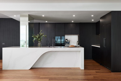 This is an example of a kitchen in Melbourne.