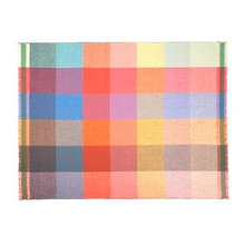 Throws and bedding