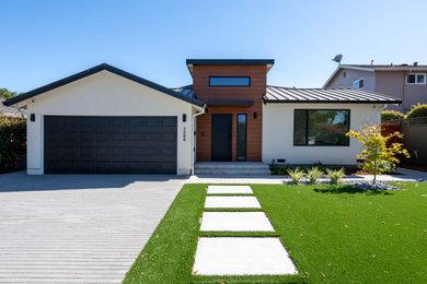 Inspiration for a transitional exterior home remodel in San Francisco