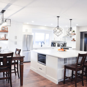 Lake Bonavista | Traditional Kitchen Renovation