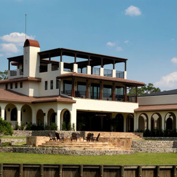 The Hacienda  Southern Ranch  |  Working Cattle Ranch Estate