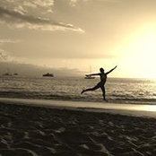 Nat Alie's photo