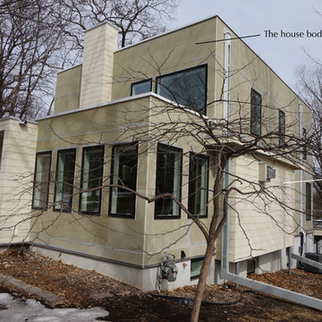Sunlit Urban Empty Nester home