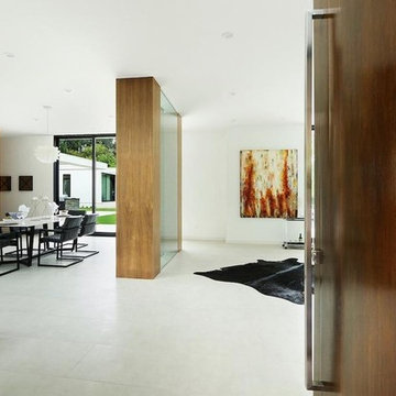 Calvert St LA Remodeling Hallway