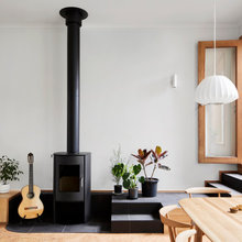 Houzz Tour: A Finely Tuned Apartment Above a Violin Shop