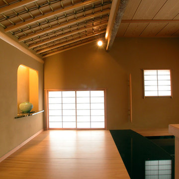 Japanese Style of Art Shelf