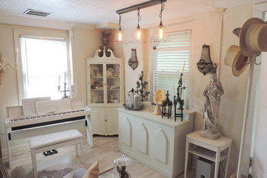 Inspiration for an eclectic living room remodel in Richmond