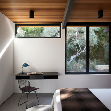 Malibu Glass Box House by Klopf Architecture