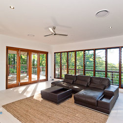 Residential Pole House, Trinity Beach, FNQ - Windows
