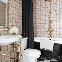 black and white bathroom