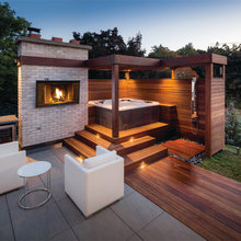 Hot Tub/Deck/Shower