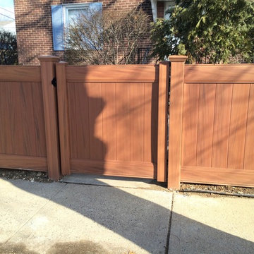 Woodgrain Vinyl Fences & Gates