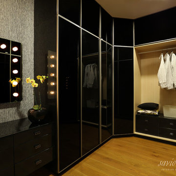 Master walk-in wardrobe