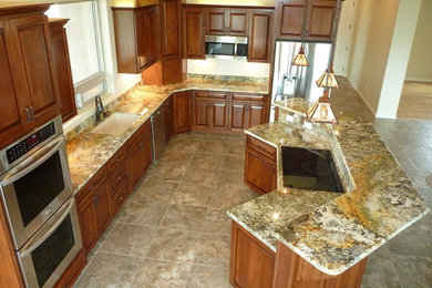 Elegant kitchen photo in Phoenix