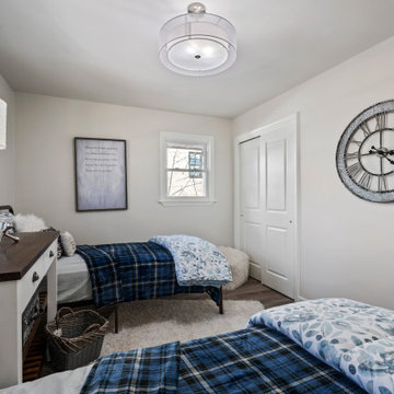 Pearl Staging