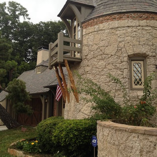 Royal Renovations Review]