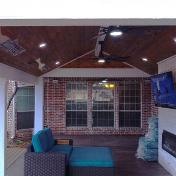 Lewisville TX Covered Patio and Much More!