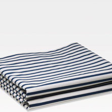 Traditional Sheet And Pillowcase Sets by User