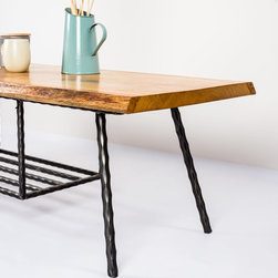 Range - Ackerley Coffee Table - Sofaborde
