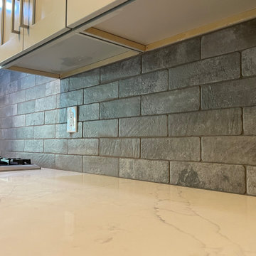 KITCHEN BACKSPLASH - Happy Floors iDesign 3" x 10" Bienville