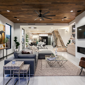 521 Bolsa Ave