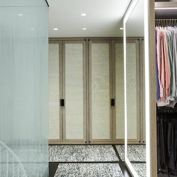 His and Hers Modern Clos-ette