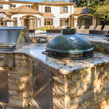 Los Altos outside BBQ