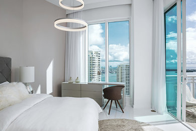 Bedroom - modern bedroom idea in Miami