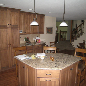 Hickory Island Seats Three adults